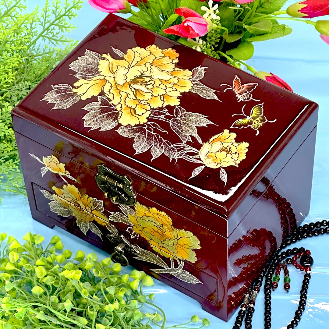 1 Pingyao Jewelry Box - Image 1